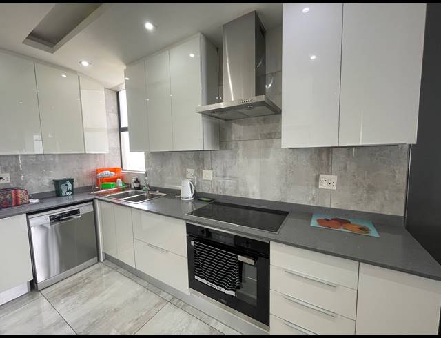 2 BEDROOM APARTMENT FOR SALE IN POINT WATERFRONT